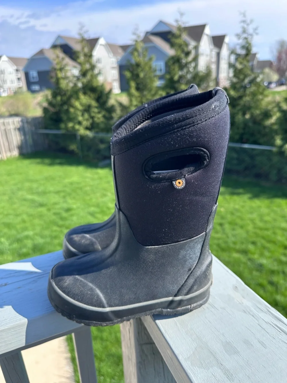 *FLAWED* Bogs | Classic II solid Waterproof Boots - Round Toe | Size 11